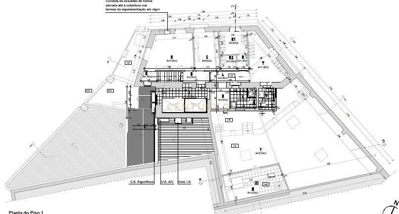 Espaço Comercial para Arrendar em Alcântara - Image 35