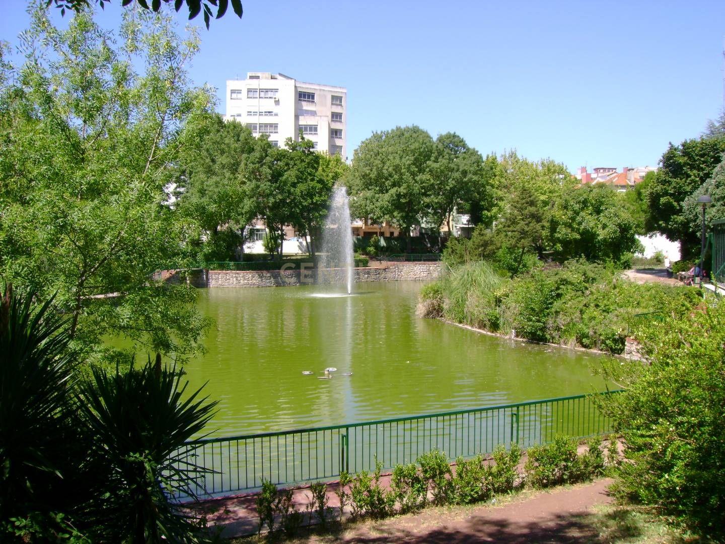 Apartamento T3 à venda em Mina de Água, Amadora — foto 11