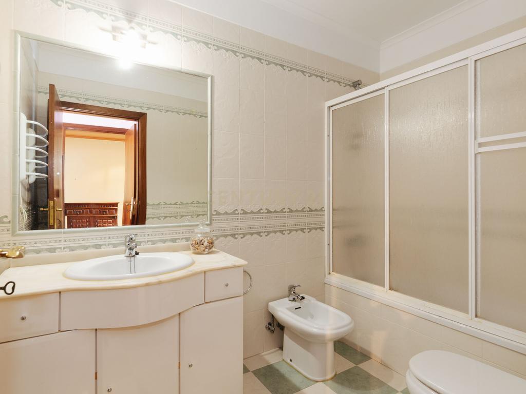 T3 na Ramada | Praça Sara Afonso - Image 9