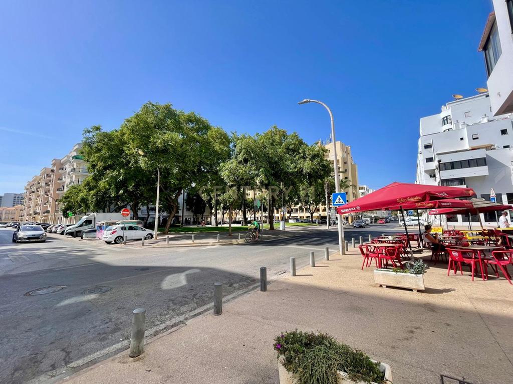 Exclusivo Apartamento T2 - Quarteira - Lugar de Garagem - Varandas - Praias - Marina Vilamoura - Image 32