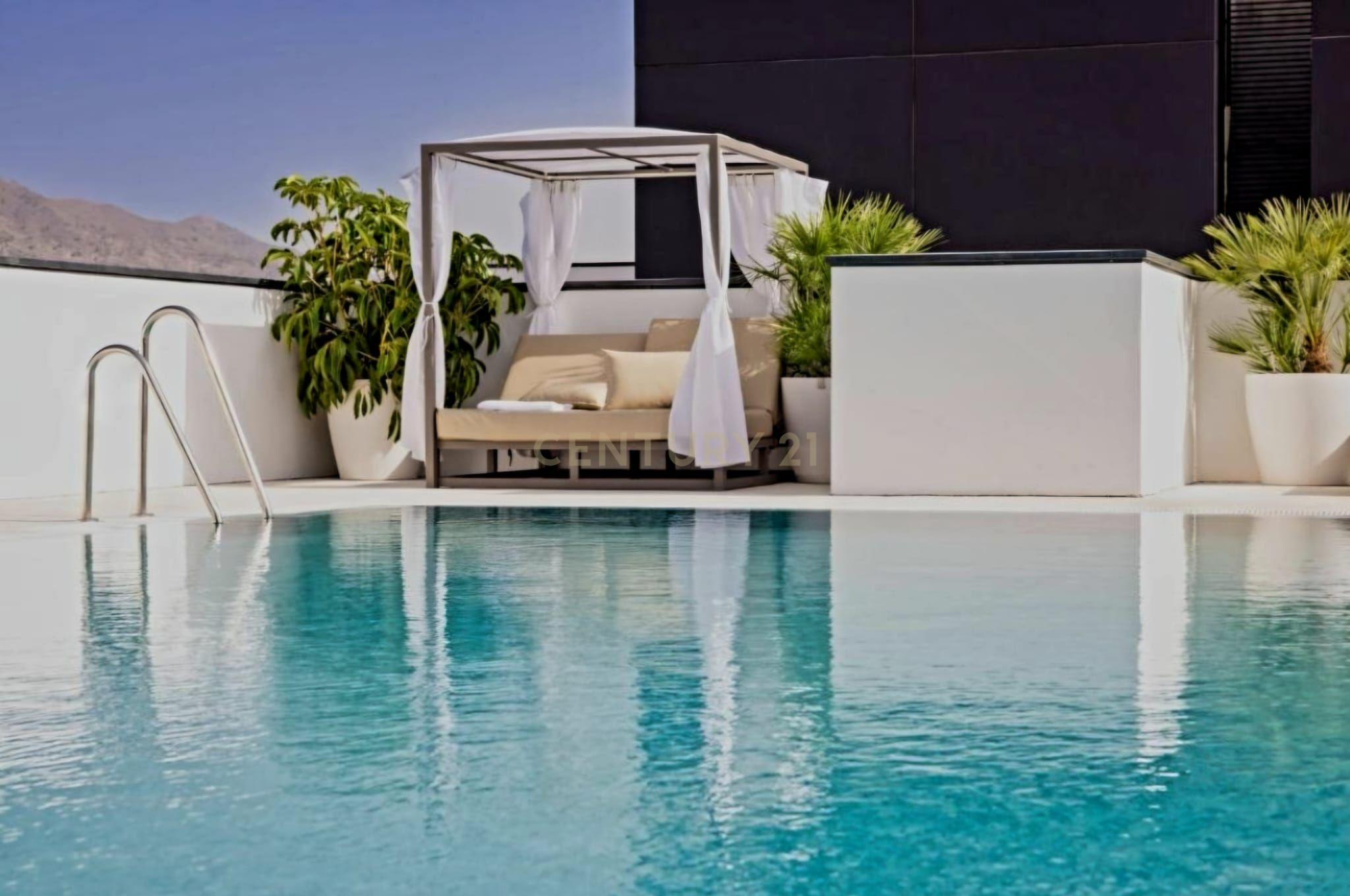 Apartamento Novo em Málaga com 3 Quartos e Despesas Incluídas - Image 14