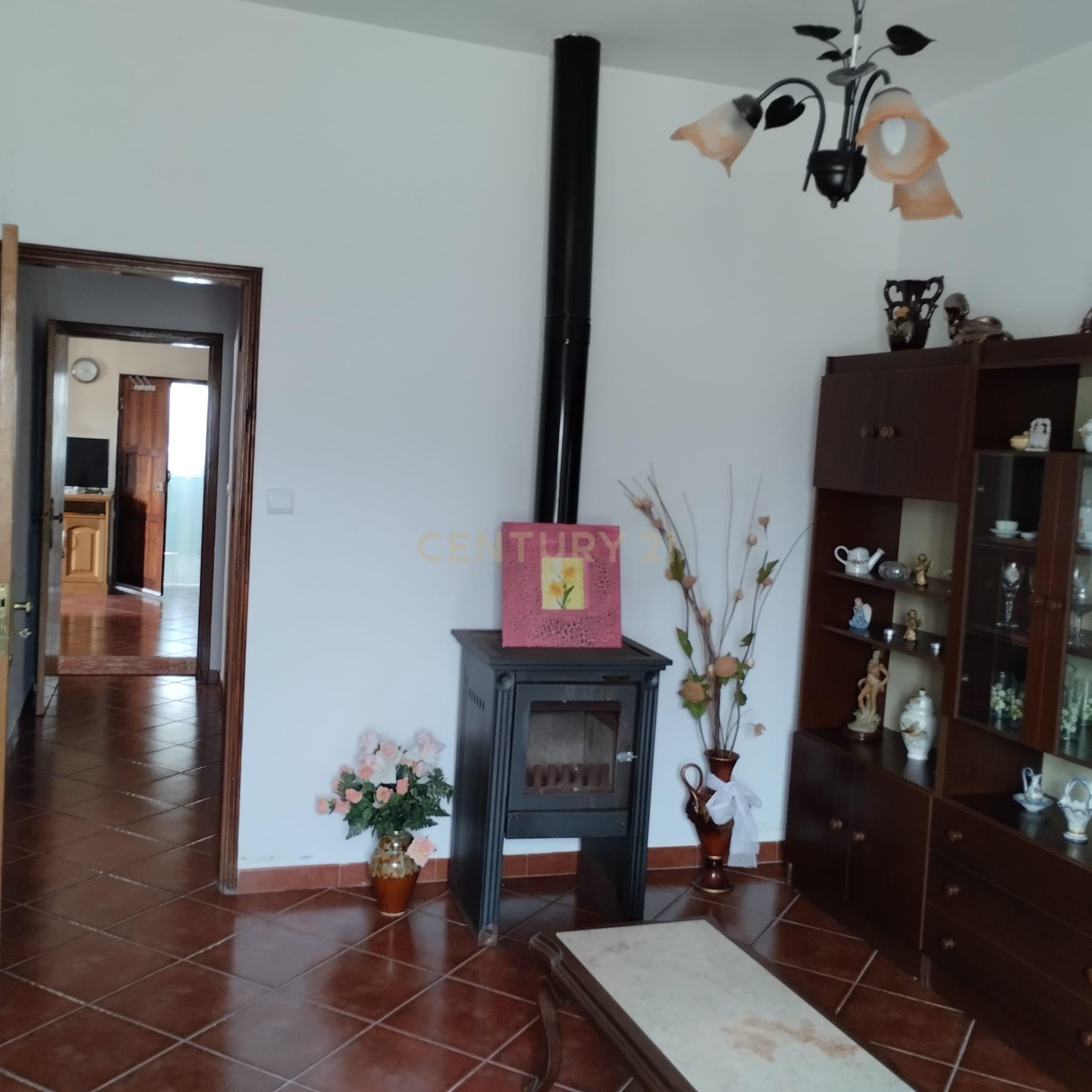 Moradia em Meires, Pelariga Pombal - Image 4
