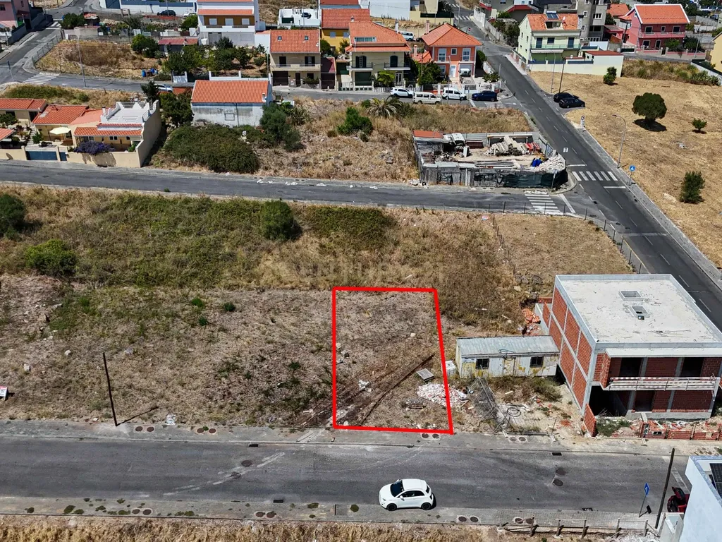 Terreno para construção de moradia T3 | 190 m² | Amadora - Image 10