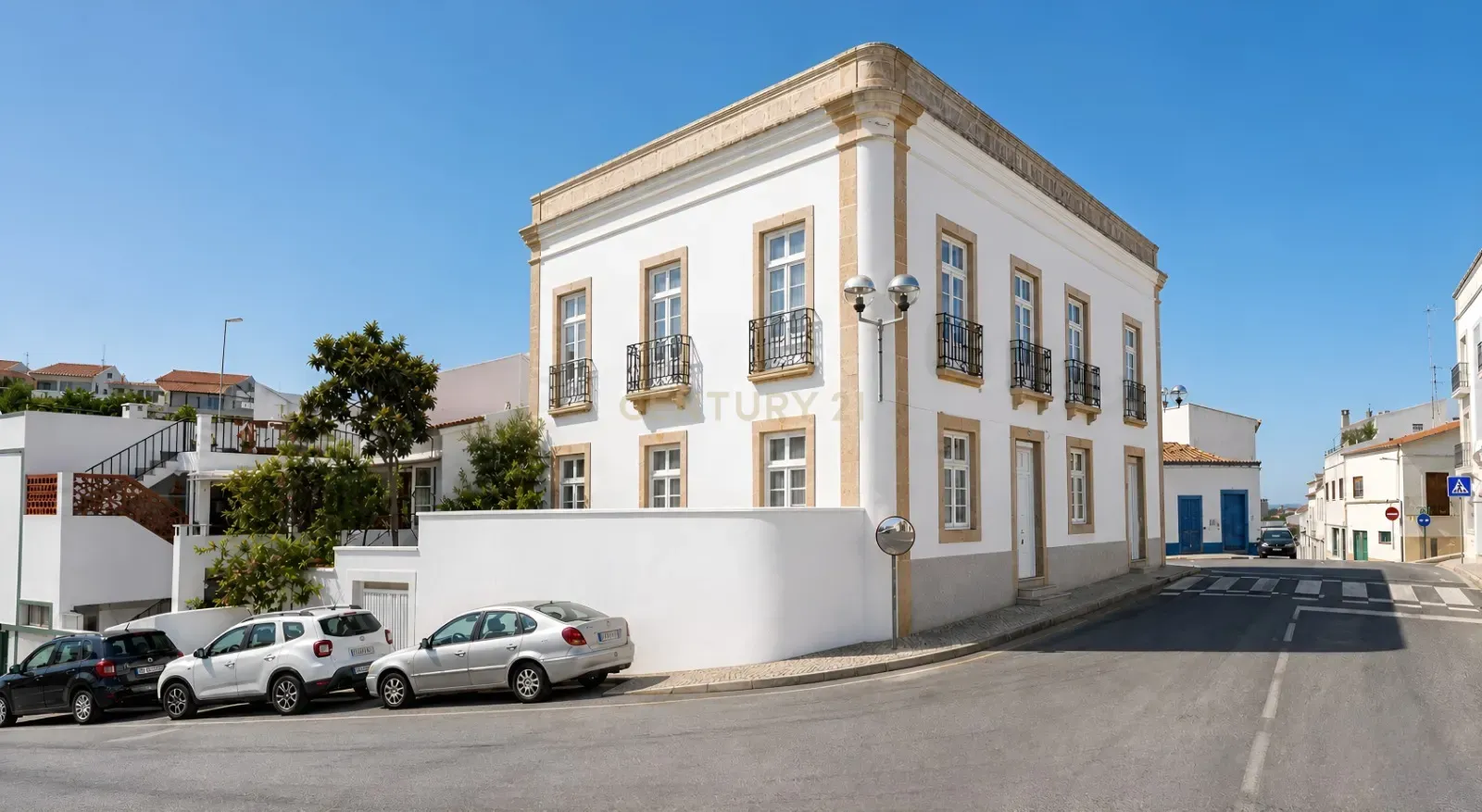Fotografia 2 de OPORTUNIDADE UNICA NO CORAÇÃO DO ALENTEJO - APARTAMENTO T1  NOVO EM EDIFICO HISTÓRICO -IDEAL PARA VIVIER OU RENTABILIZAR