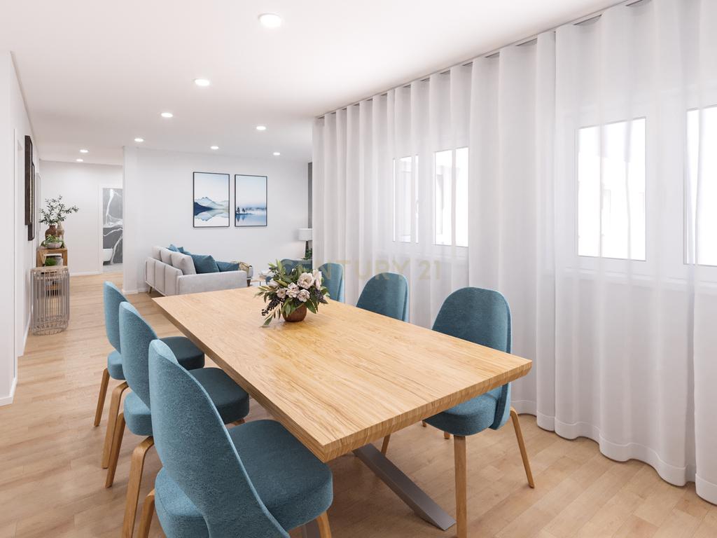 Apartamento T3 com 3 suites no centro de Caldas da Rainha - Image 7