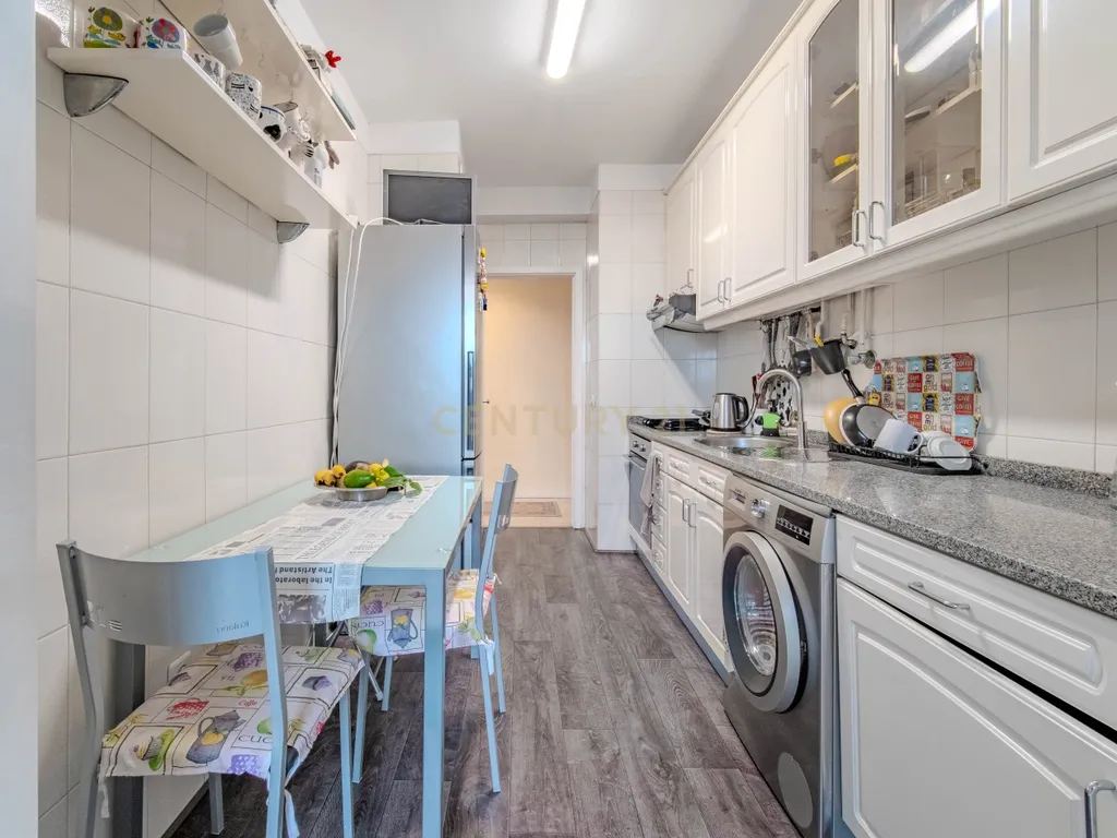 Apartamento em Valbom com vista Rio Douro - com usufruto temporário - Image 11