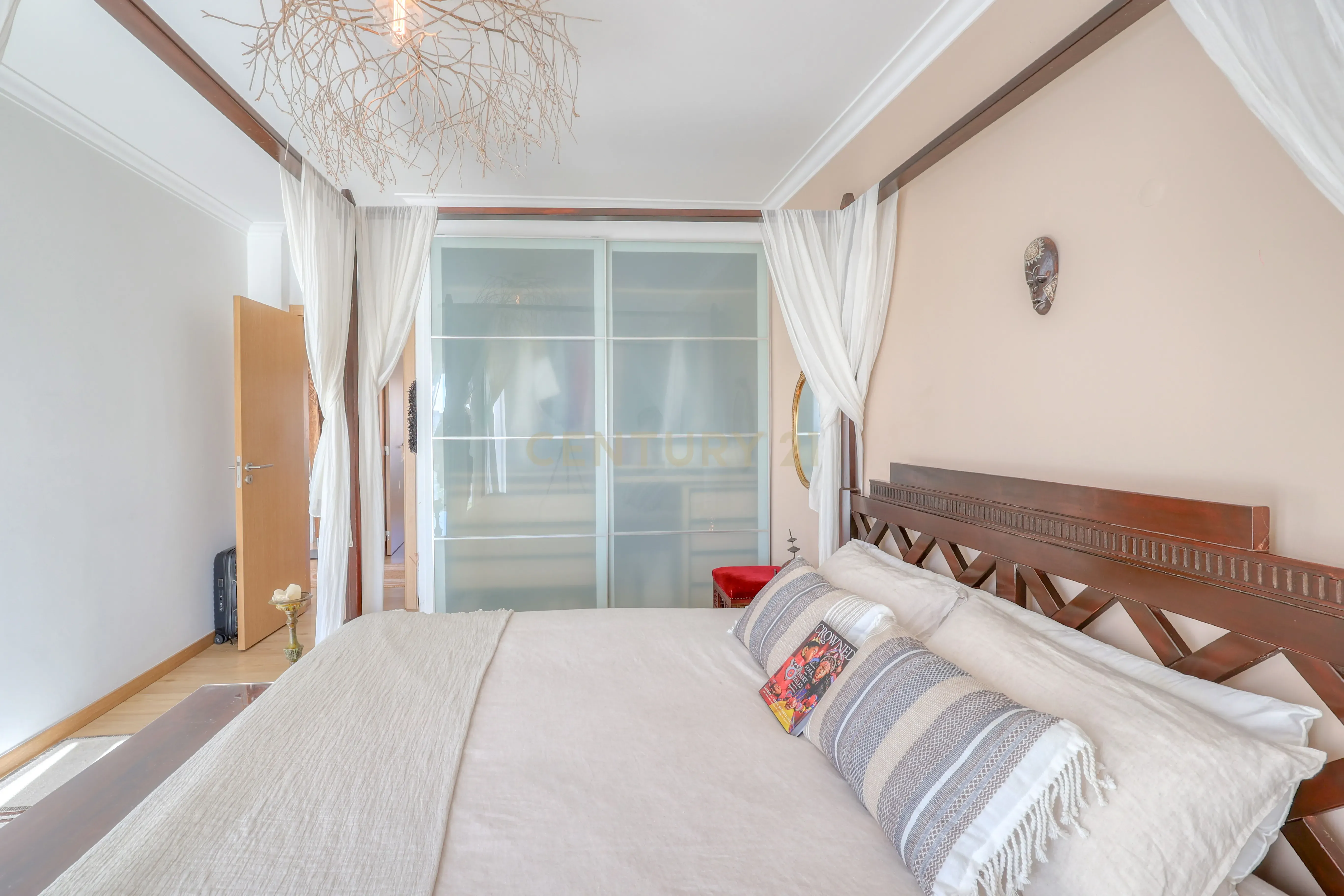 Deslumbrante Apartamento T4 Duplex com Vista Golfe para Venda no Estoril - Image 15