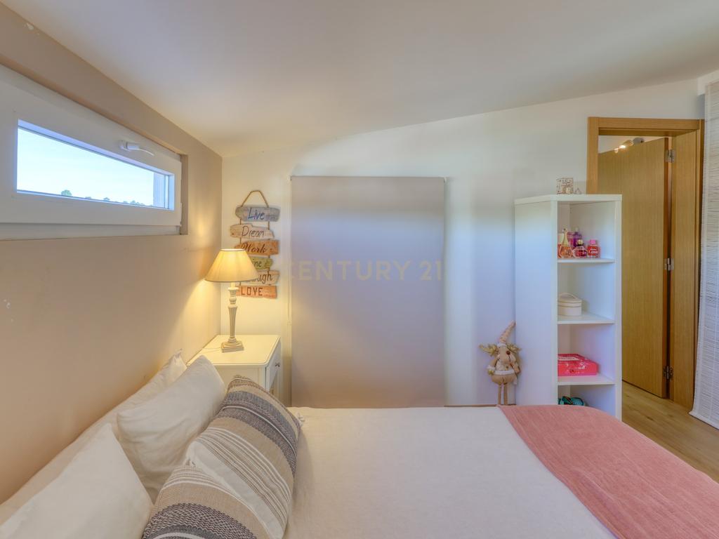 Deslumbrante Apartamento T4 Duplex com Vista Golfe para Venda no Estoril - Image 27