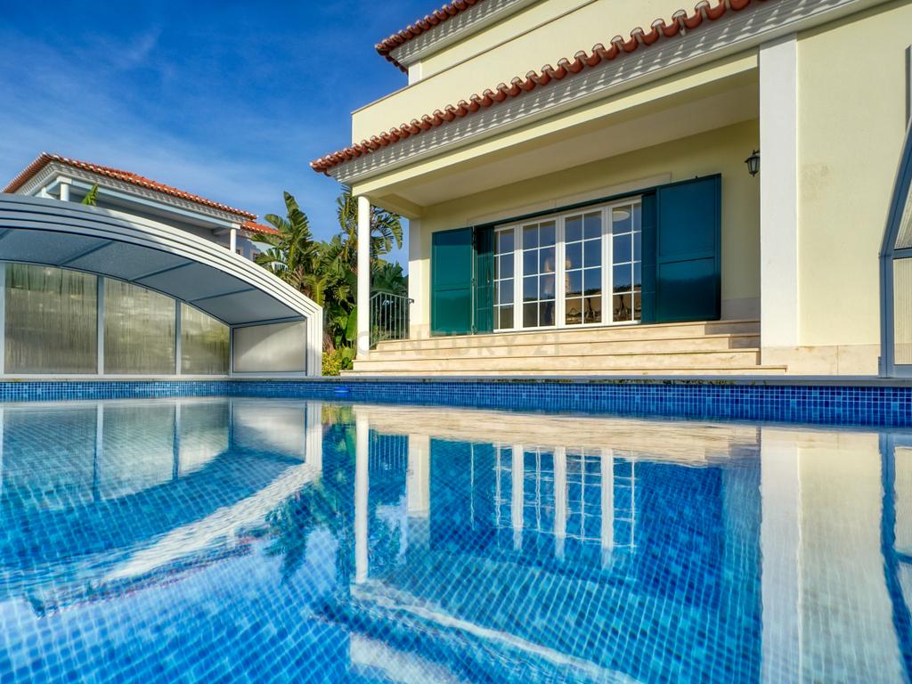 Moradia isolada na Areia , com 627 m2 de área total, piscina e jardim. - Image 25