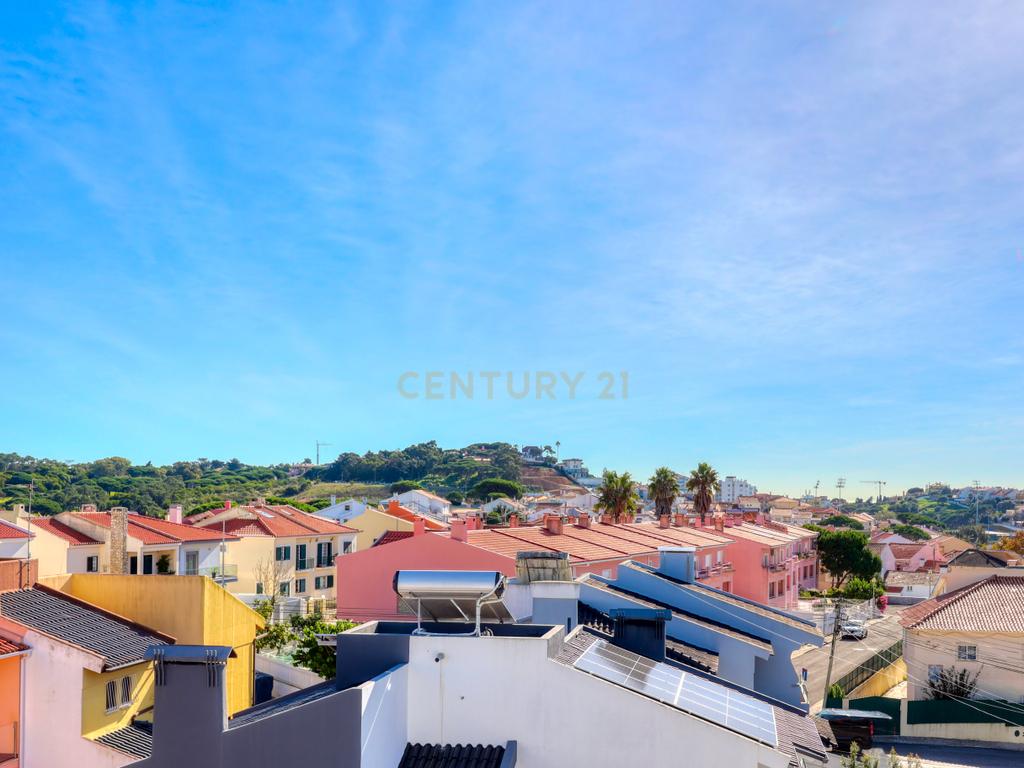 Deslumbrante Apartamento T4 Duplex com Vista Golfe para Venda no Estoril - Image 31