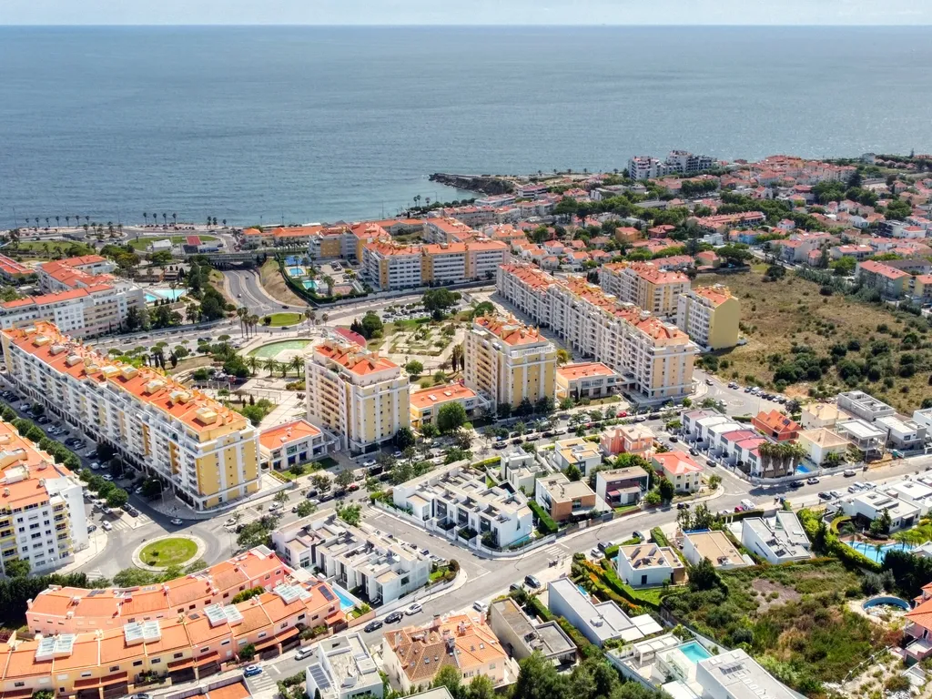 Arrendamento de moradia de charme nos Jardins da Parede com garagem, piscina e terraço - Image 42