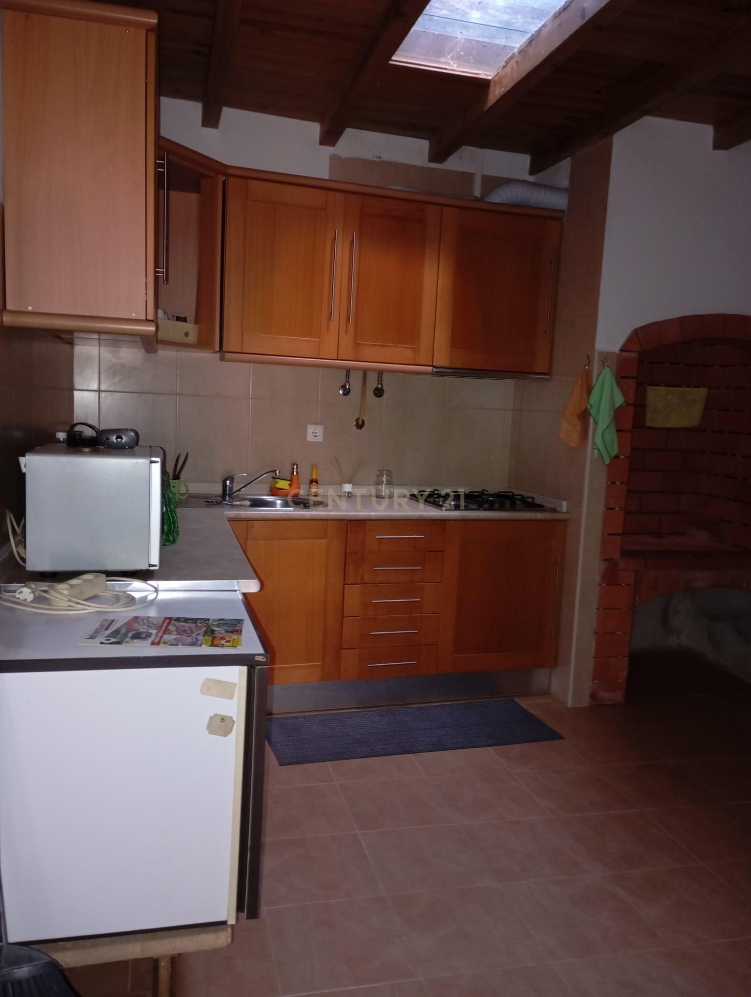 Moradia com 5 divisões e Adega à Venda na aldeia de Serra de São Julião, Torres Vedras - Image 7