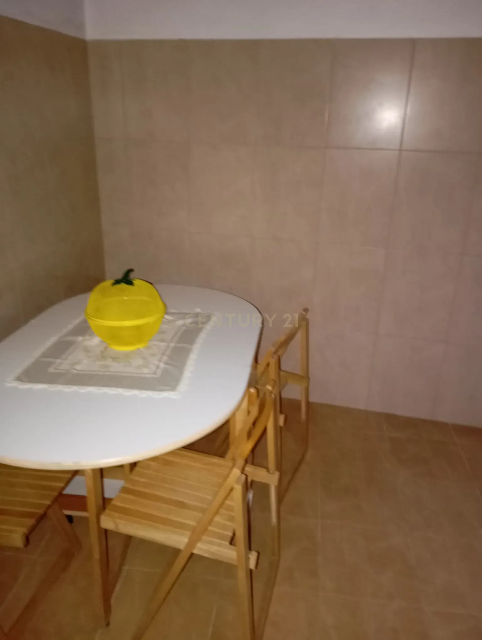 Moradia com 5 divisões e Adega à Venda na aldeia de Serra de São Julião, Torres Vedras - Image 9