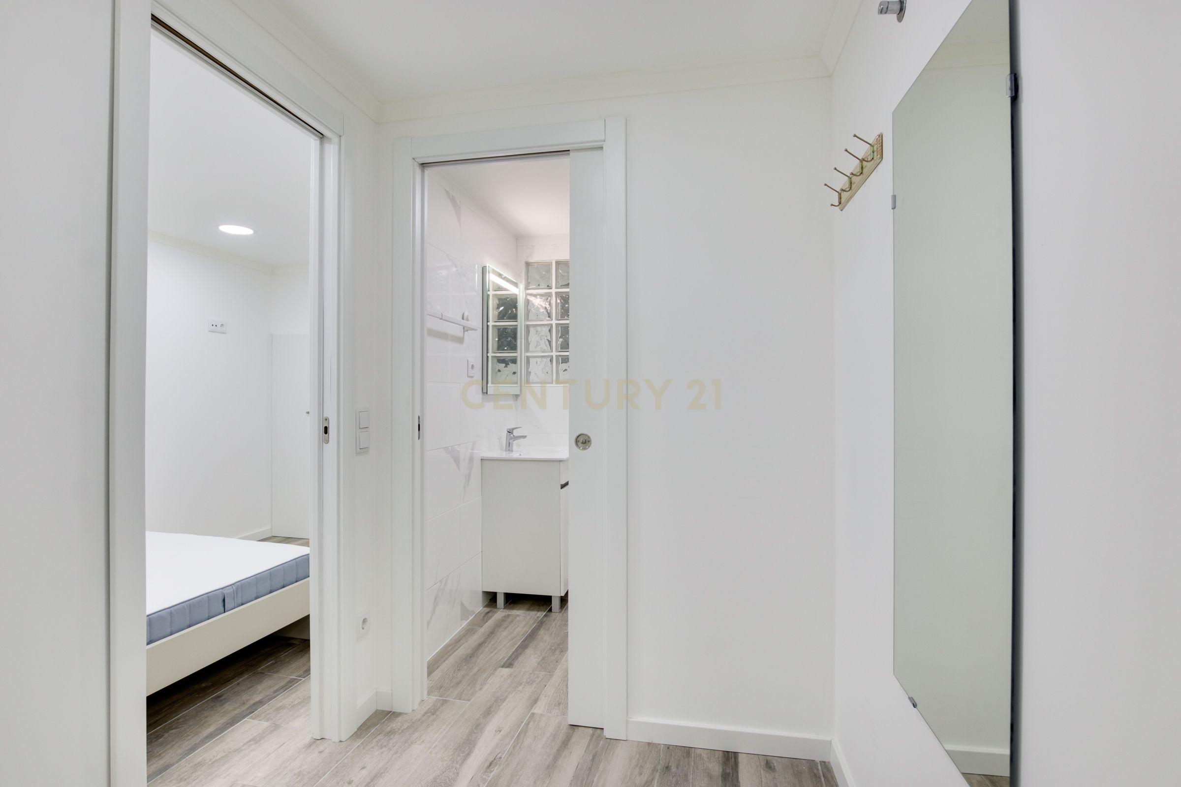 Apartamento T1 Remodelado - Lapa - Image 9