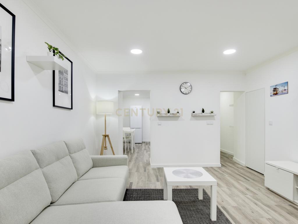 Apartamento T1 Remodelado - Lapa - Image 3