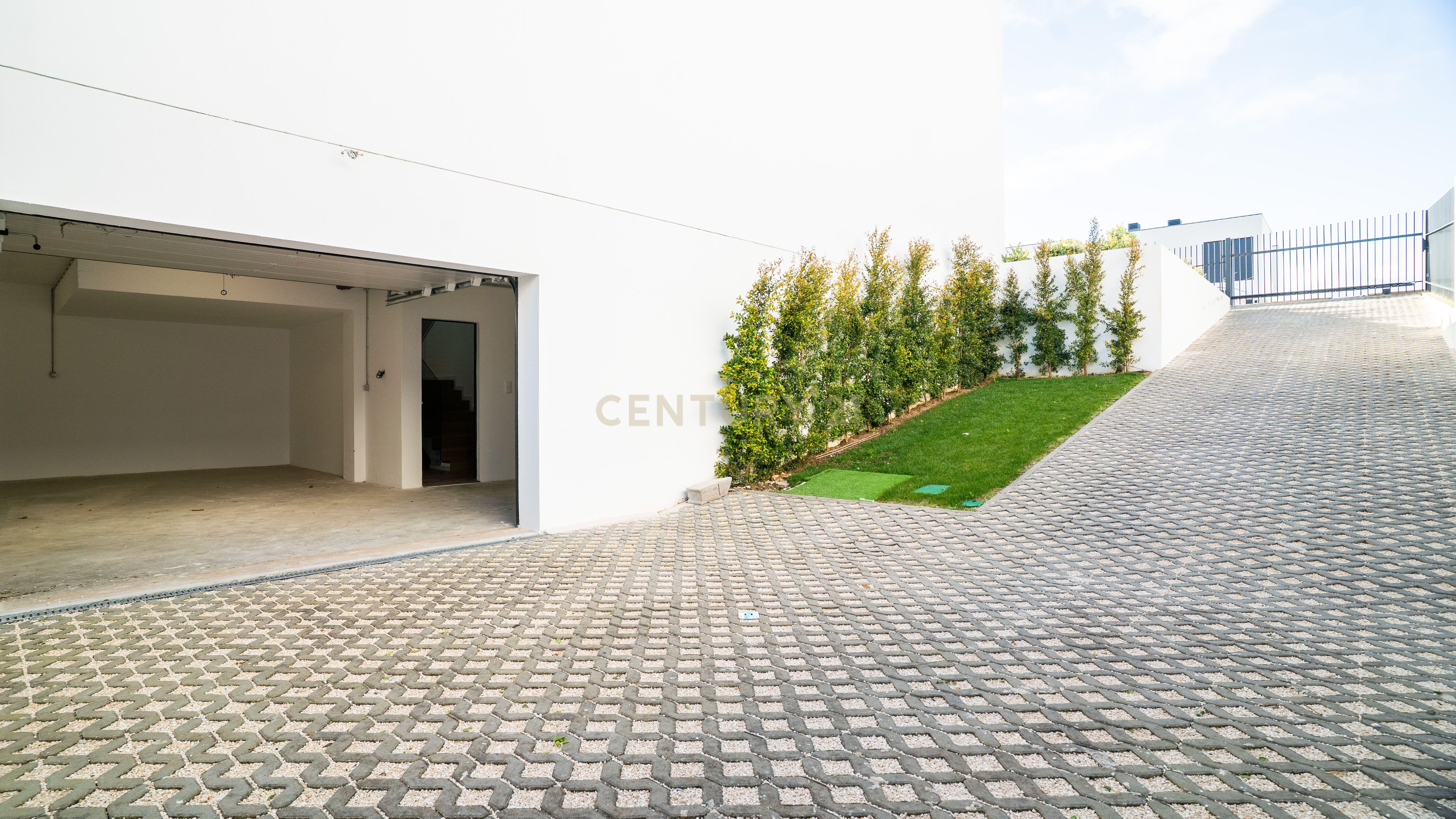 Moradia T4 – Empreendimento Sky City -  Serra de Carnaxide - Image 61