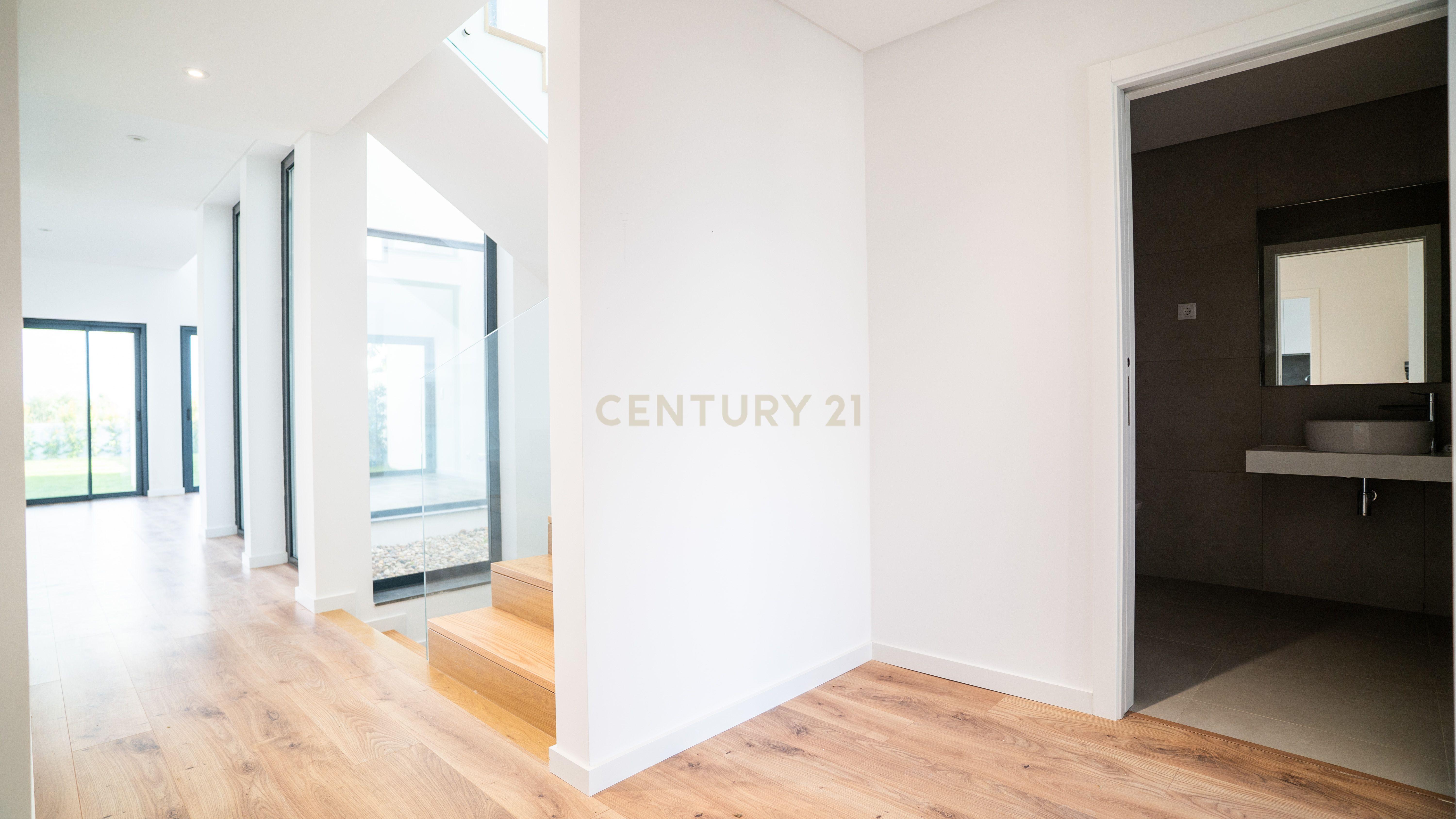 Moradia T4 – Empreendimento Sky City -  Serra de Carnaxide - Image 39