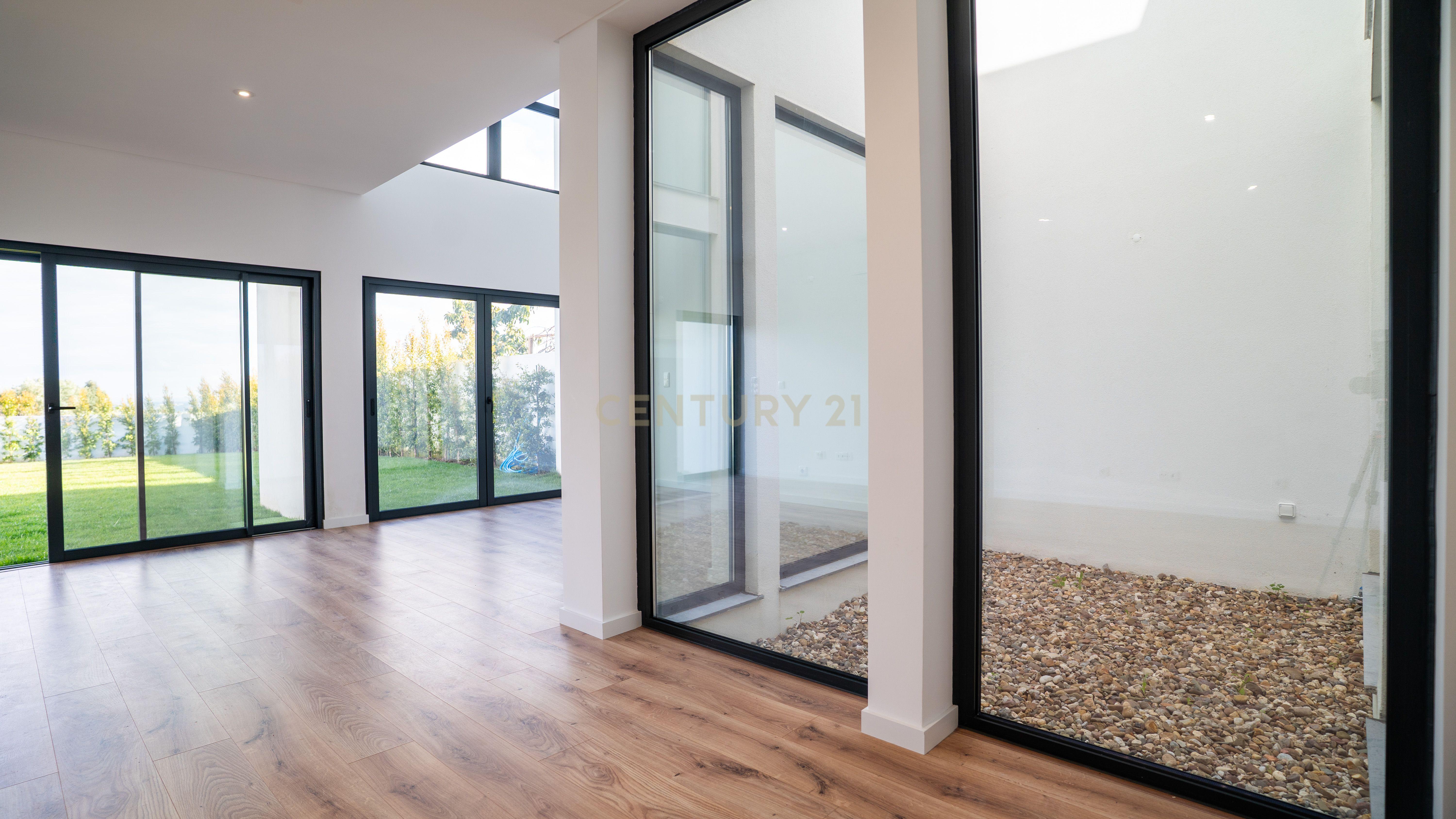 Moradia T4 – Empreendimento Sky City -  Serra de Carnaxide - Image 31