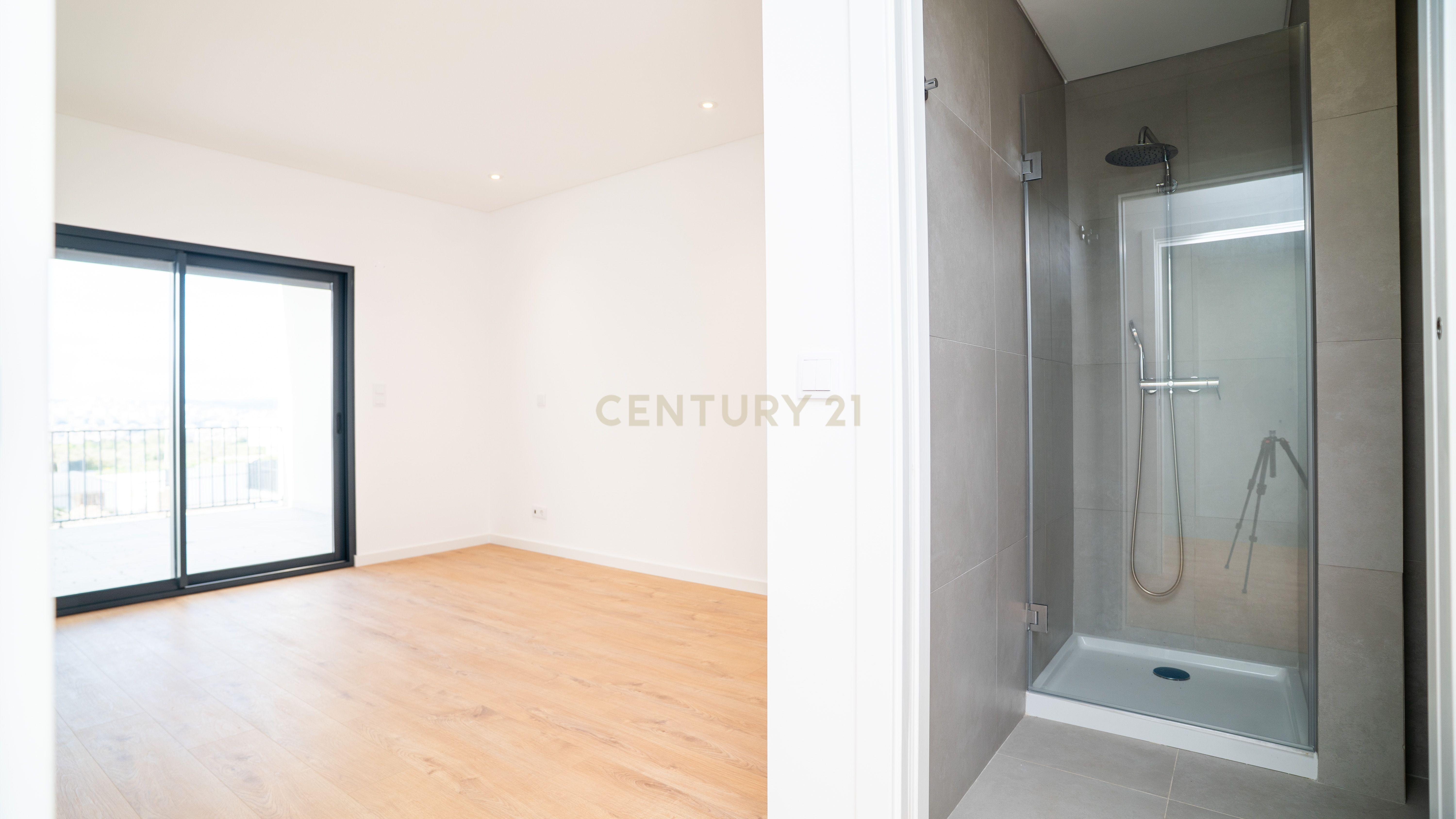 Moradia T4 – Empreendimento Sky City -  Serra de Carnaxide - Image 28