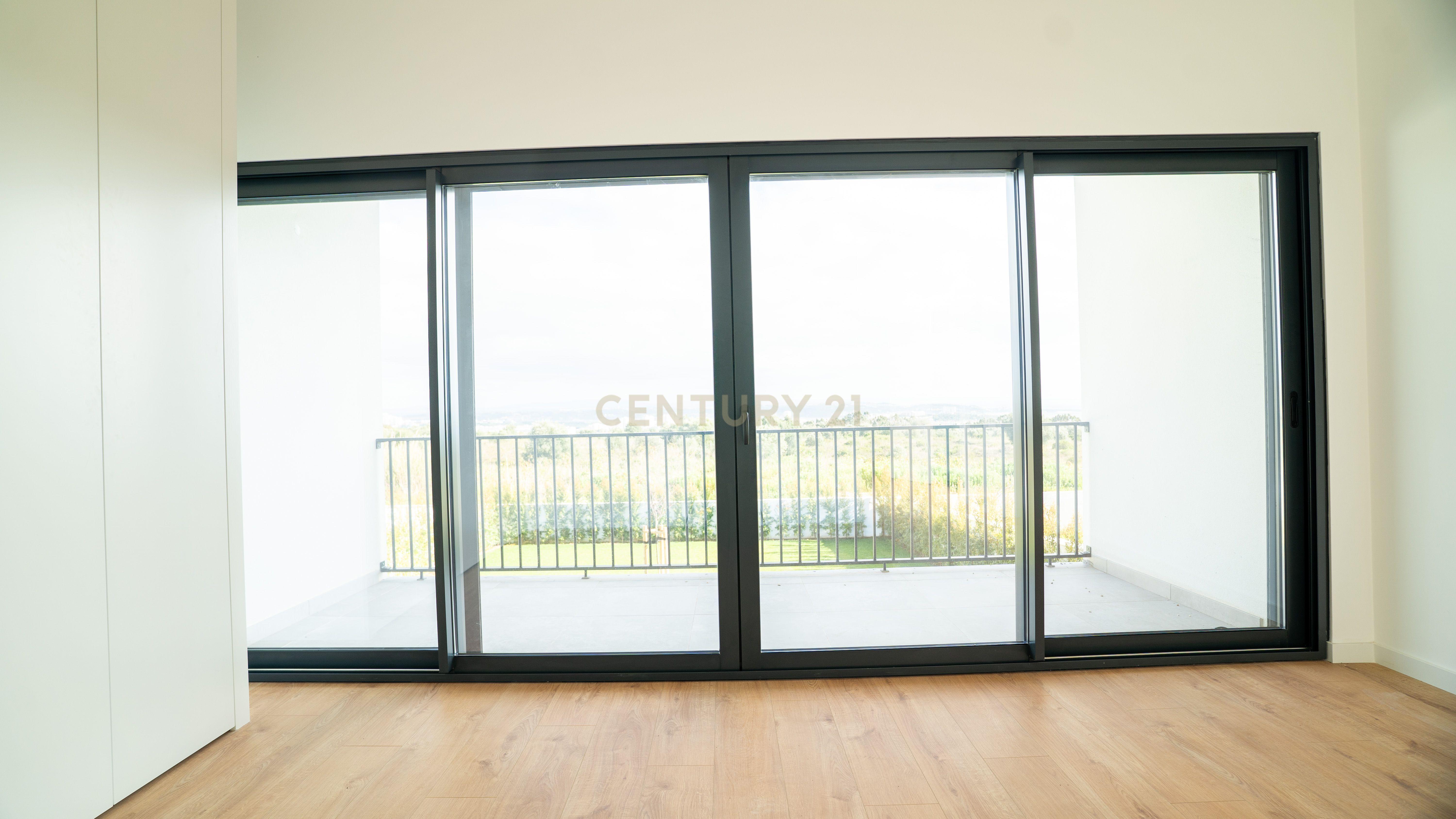 Moradia T4 – Empreendimento Sky City -  Serra de Carnaxide - Image 16