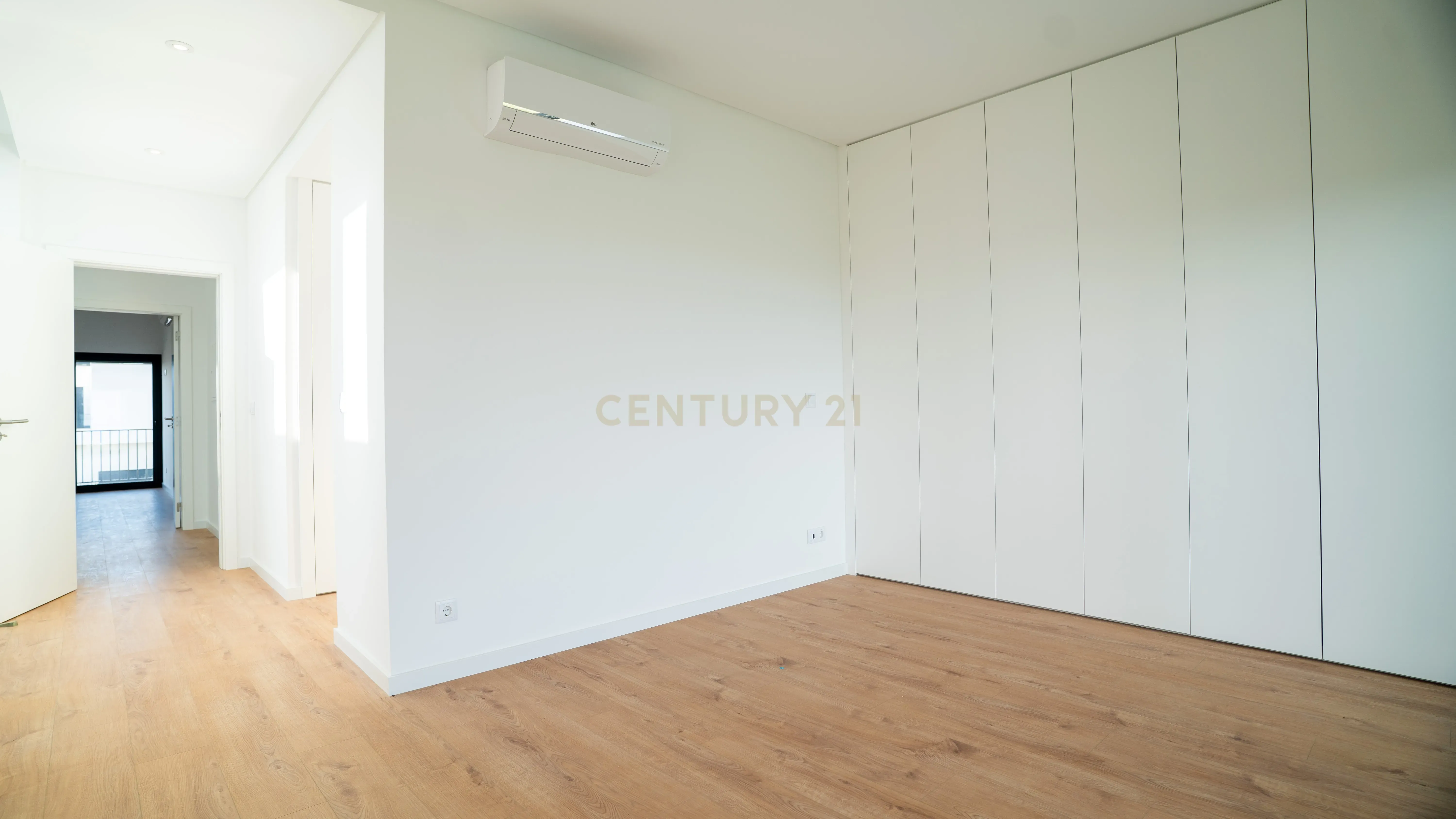 Moradia T4 – Empreendimento Sky City -  Serra de Carnaxide - Image 15