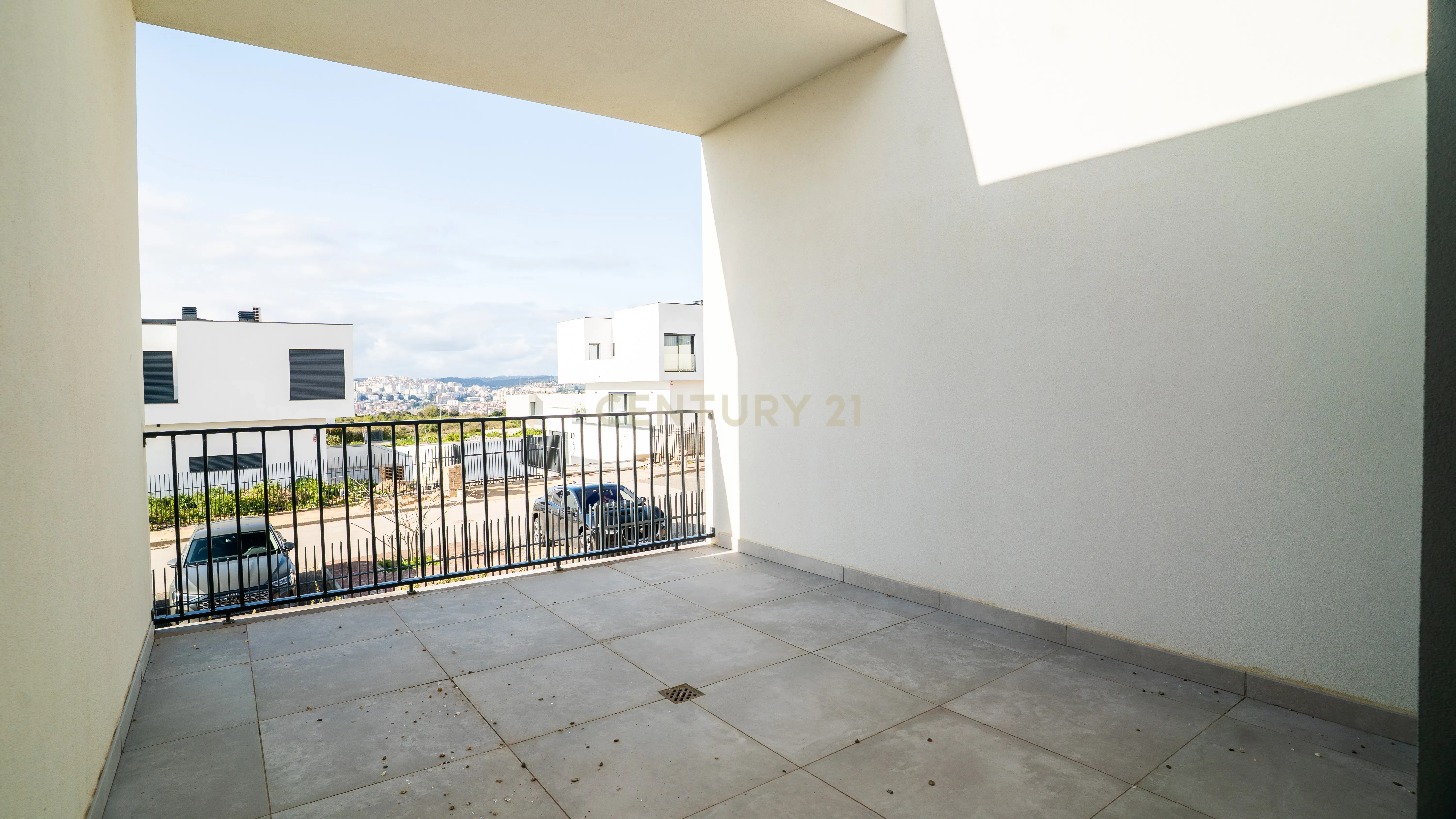 Moradia T4 – Empreendimento Sky City -  Serra de Carnaxide - Image 3