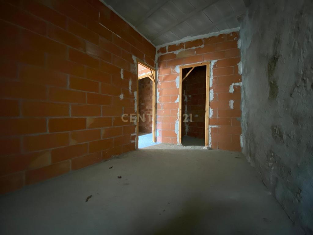  - Image 15