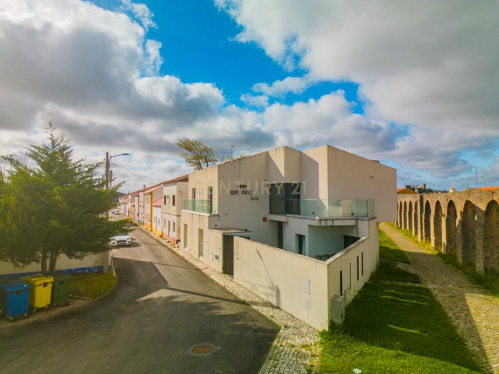 Alojamento Óbidos Aquae Ductus Suites - Image 1