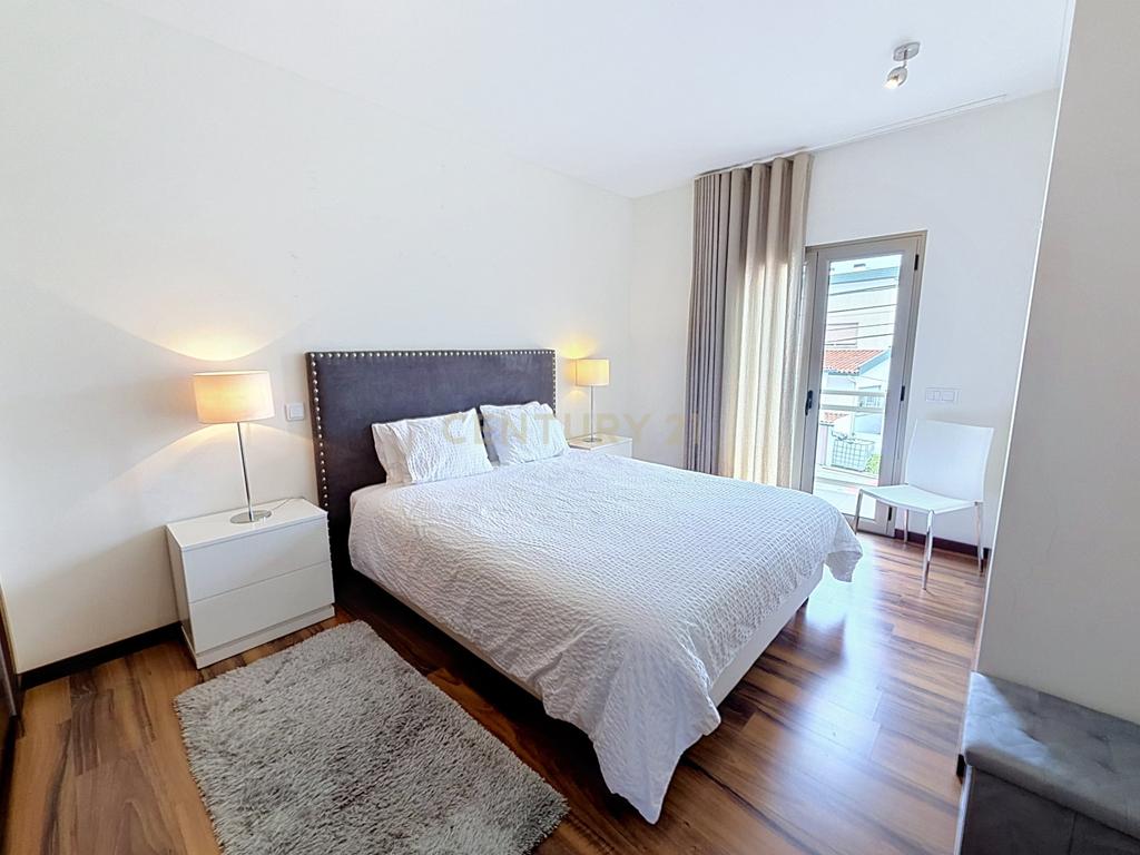 Apartamento T2 em Nazaré, Leiria - Perto da Praia e Comércio - Image 32
