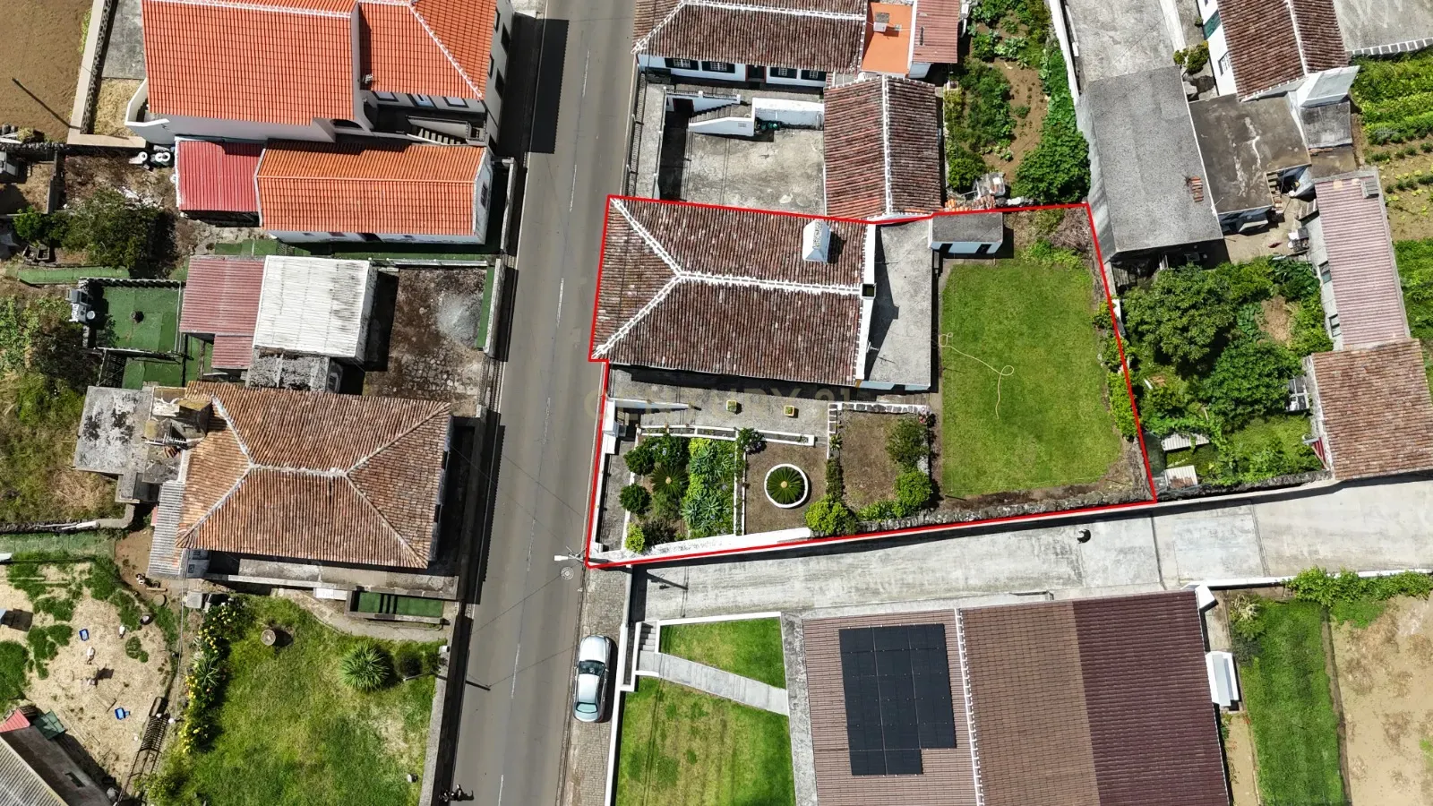 Fotografia 5 de Casa T5 com Jardim em Santa Bárbara, Angra do Heroísmo