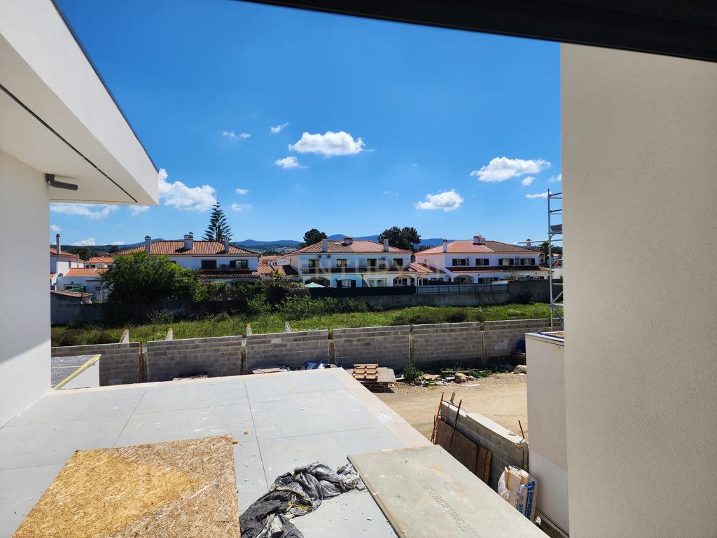 Descubra a sua nova casa em Azeitão! - Image 13