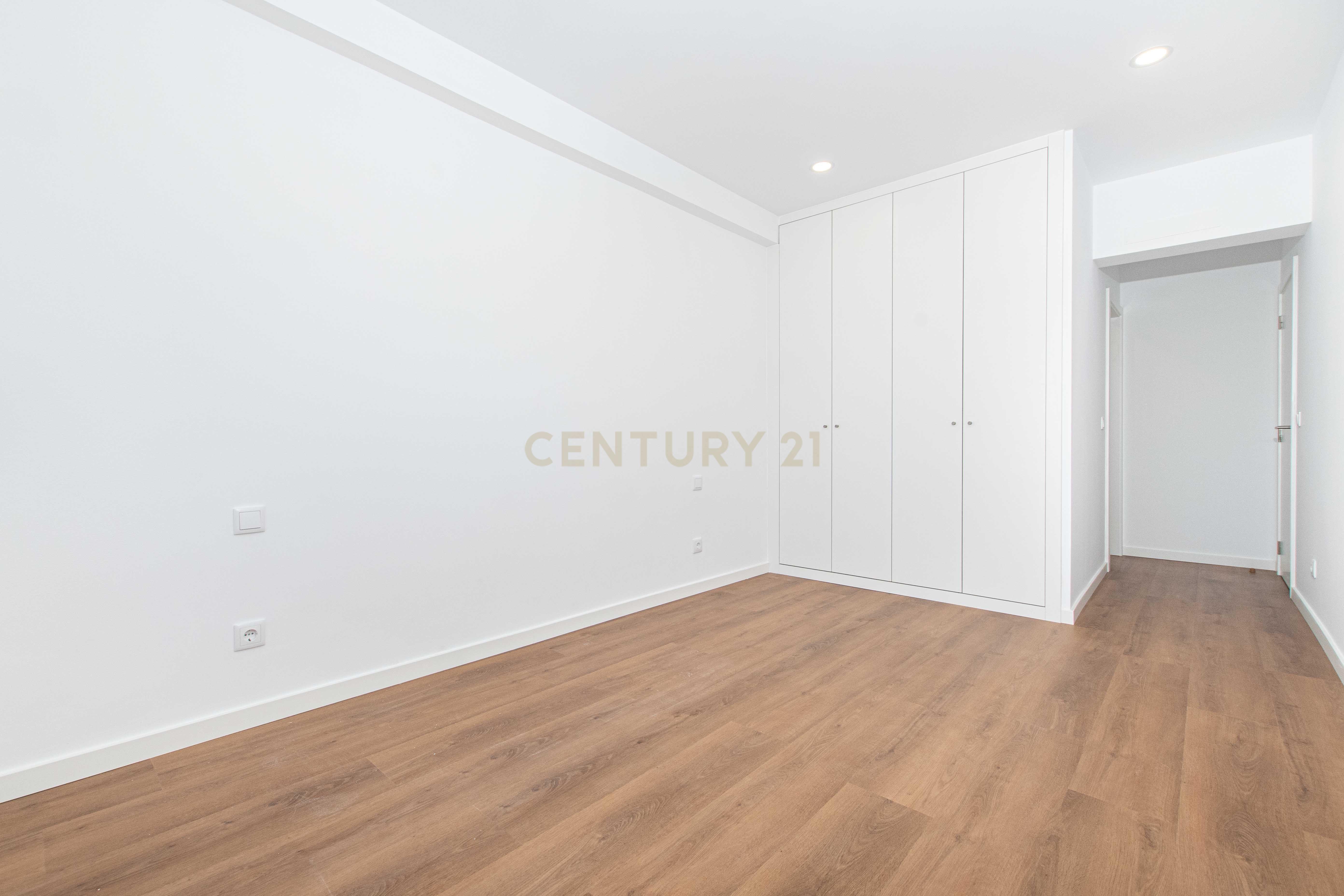 Fotografia 8 de Apartamento T2 Totalmente Remodelado | Rua da Venezuela, Benfica, Lisboa