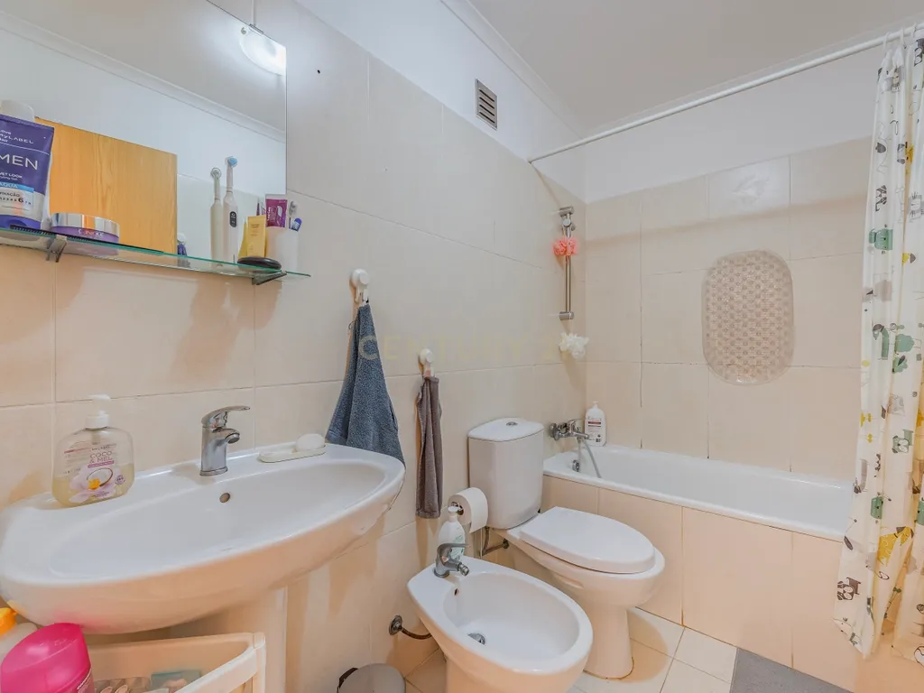 Apartamento T1 em Luz, Lagos - Perto da Praia e Centro - Image 16