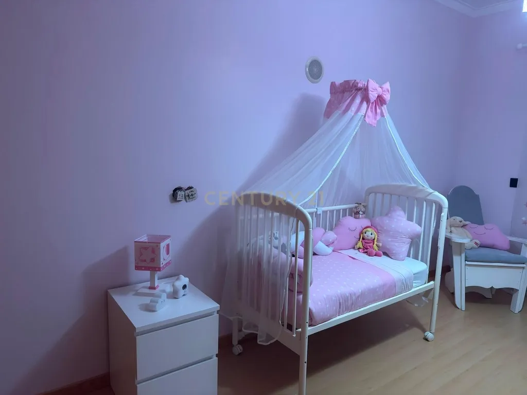 Apartamento T3 com garagem, Nossa Sra de Fátima, Entroncamento - Image 15