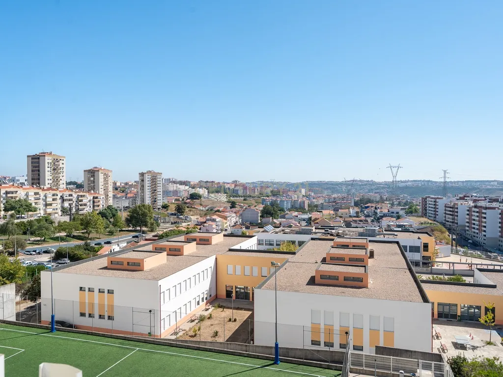 T1 em Odivelas com Parqueamento | Localização Privilegiada junto às Colinas do Cruzeiro - Image 7