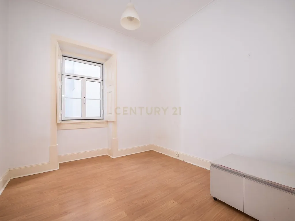 Apartamento T3+1 com varanda | Rua Guerra Junqueiro, Coimbra - Image 13