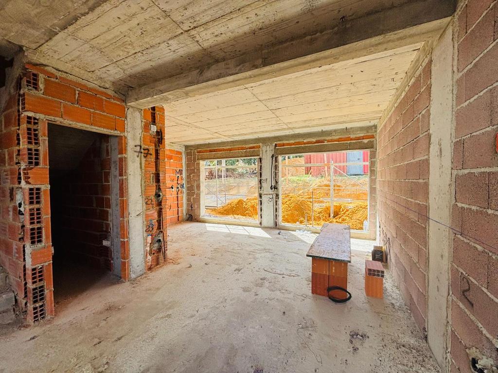 🏡 **Moradia T4 com piscina – Foros da Amora** - Image 50