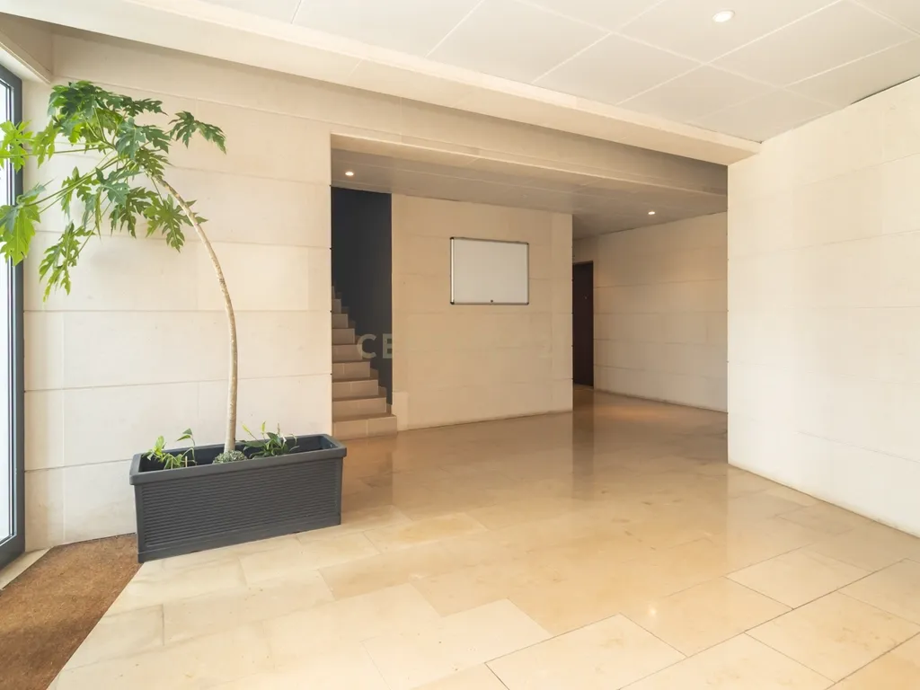 T2 c/arrecadação e parqueamento - Quinta da Trindade - Image 36