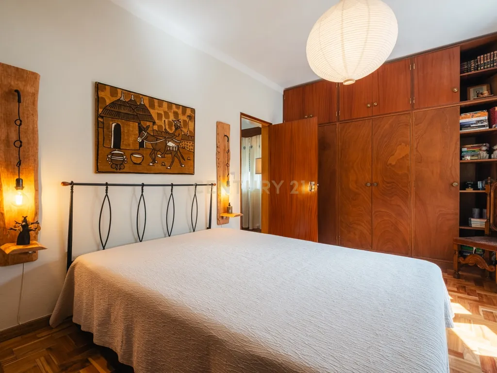 Moradia Renovada em Serpins, Lousã com 3 Casas de Banho - Image 20