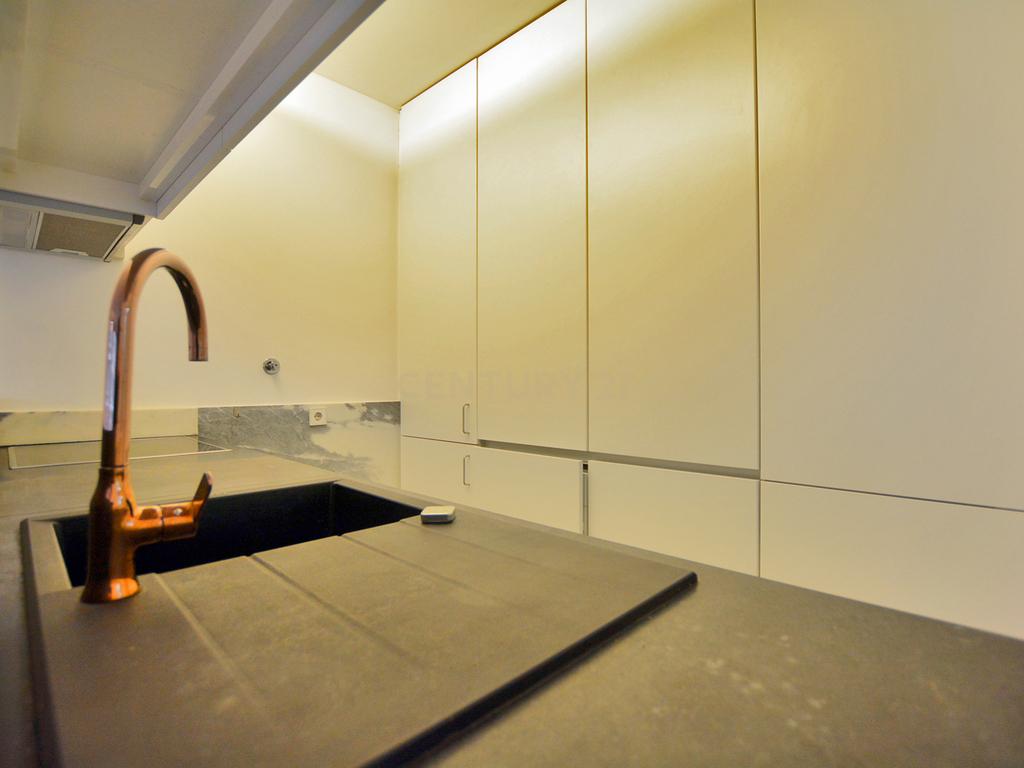 Apartamento T0 Parque das Nações - Image 13