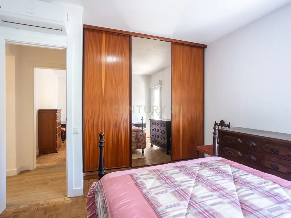 Quarto "A,B e C" mobilado, Mira Sintra – disponível 1 Agosto - Image 1