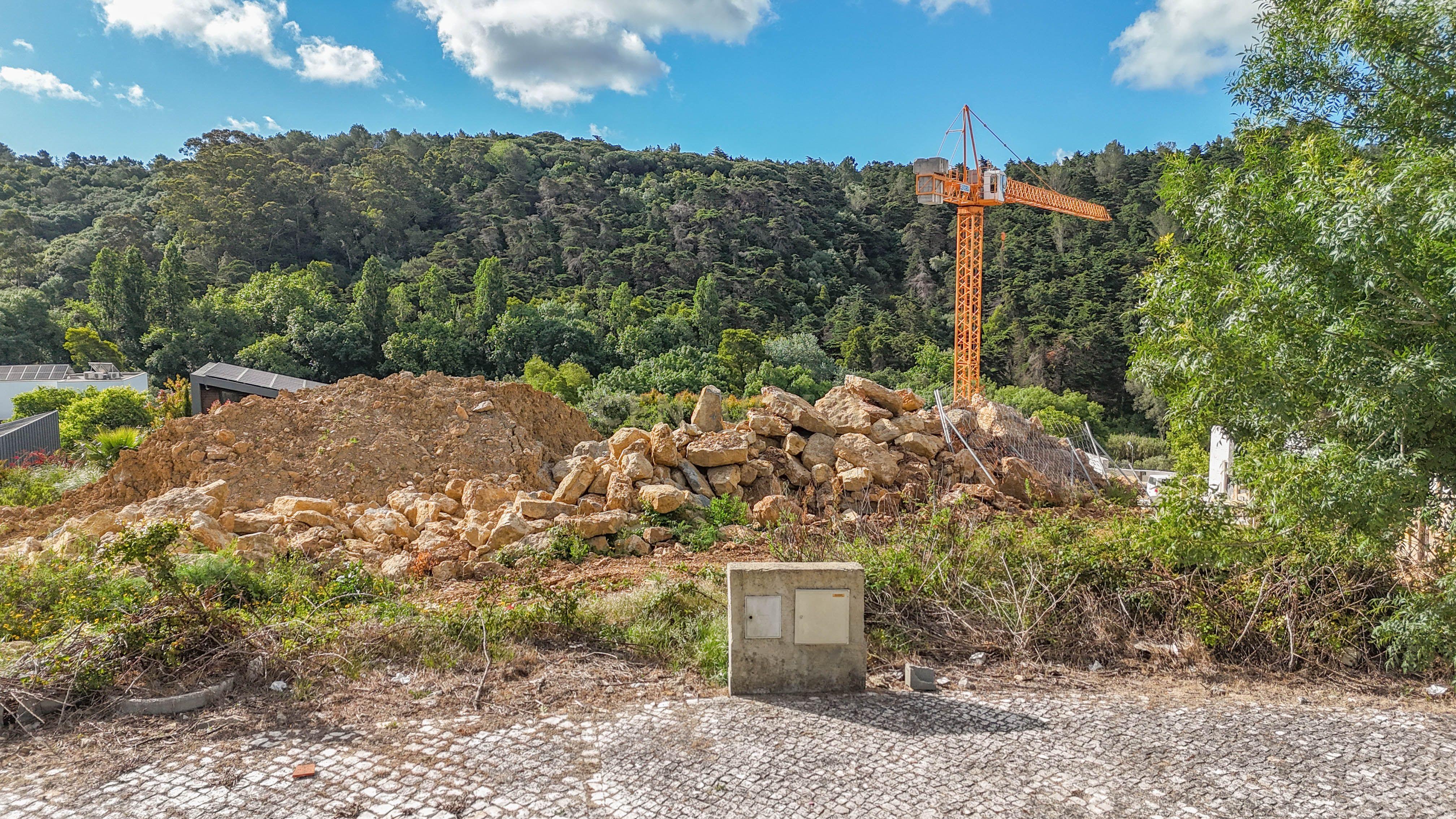 Fotografia 12 de Lote de Terreno para Construção de Moradia de Luxo | Lourel, Sintra | 1.327 m²