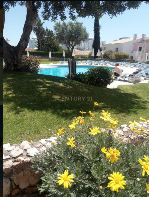 Apartamento T1 em Portimão com Piscina e Estacionamento - Image 18