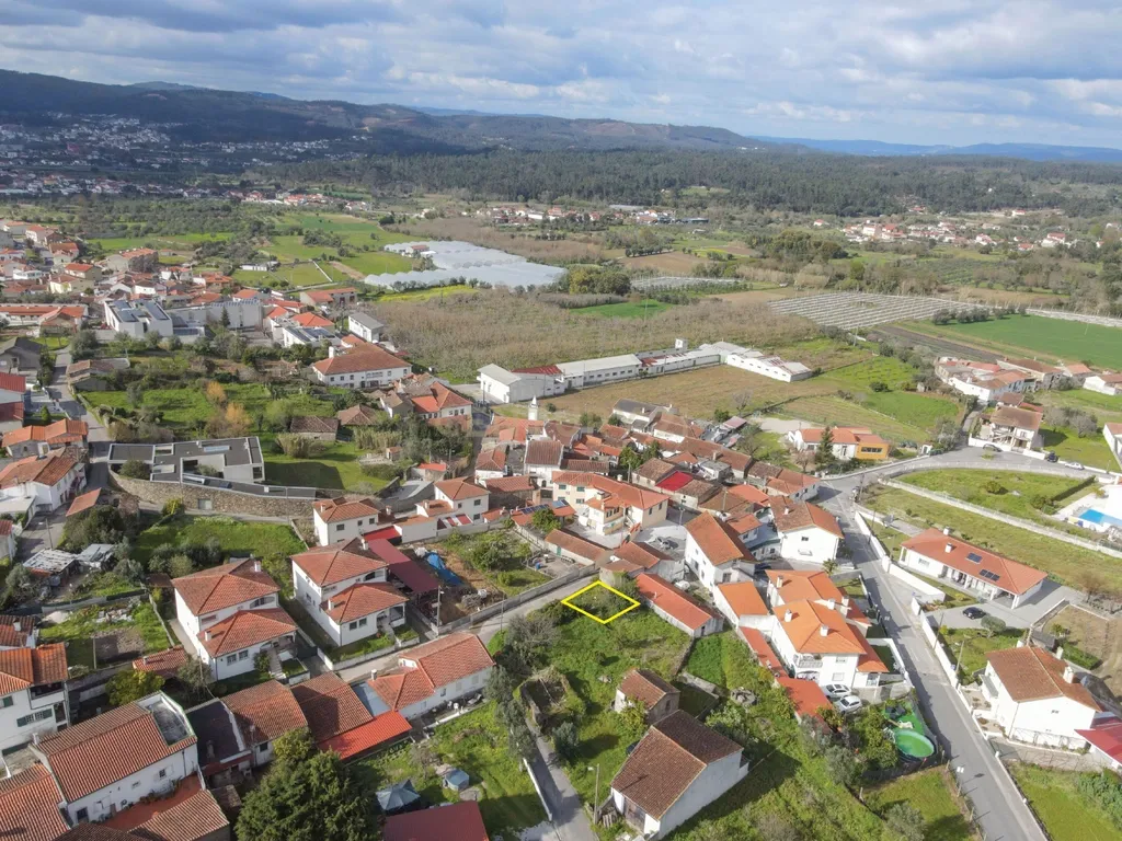 Casa em Ruínas em Miranda do Corvo - Image 4