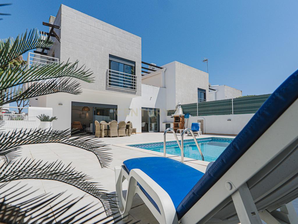 Moradia com 3 Quartos com Piscina - Urbanização Quinta do Rogel - Alcantarilha - Algarve - Image 5