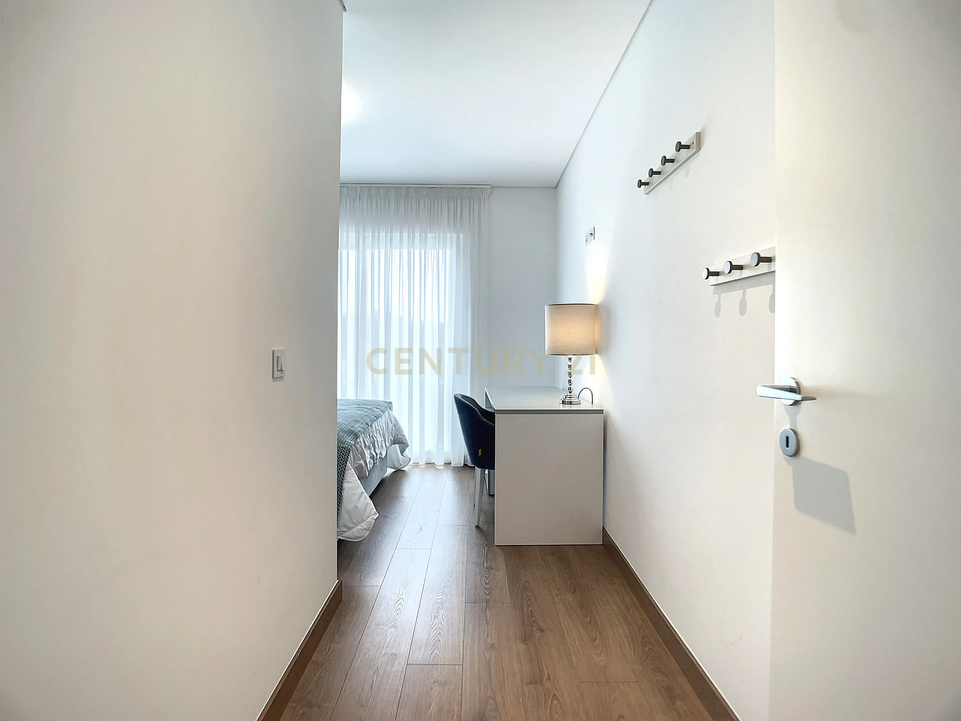 Duplex inserido no condomínio de luxo em Nazaré - Image 17