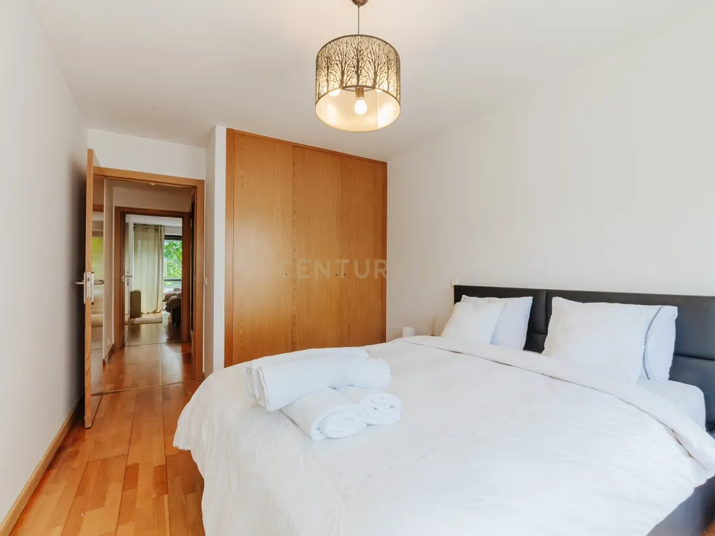 T2 - Condominio Portucalle - Parque das Nações - Image 7