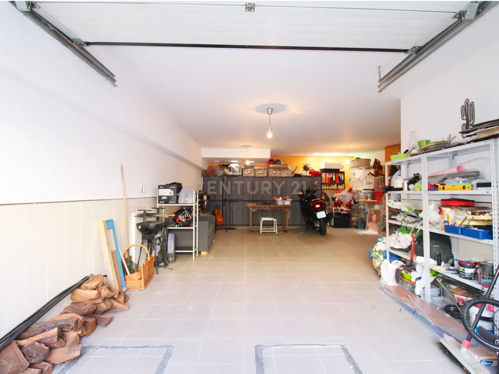 Moradia Contemporânea V3+1 Seixal - Image 51