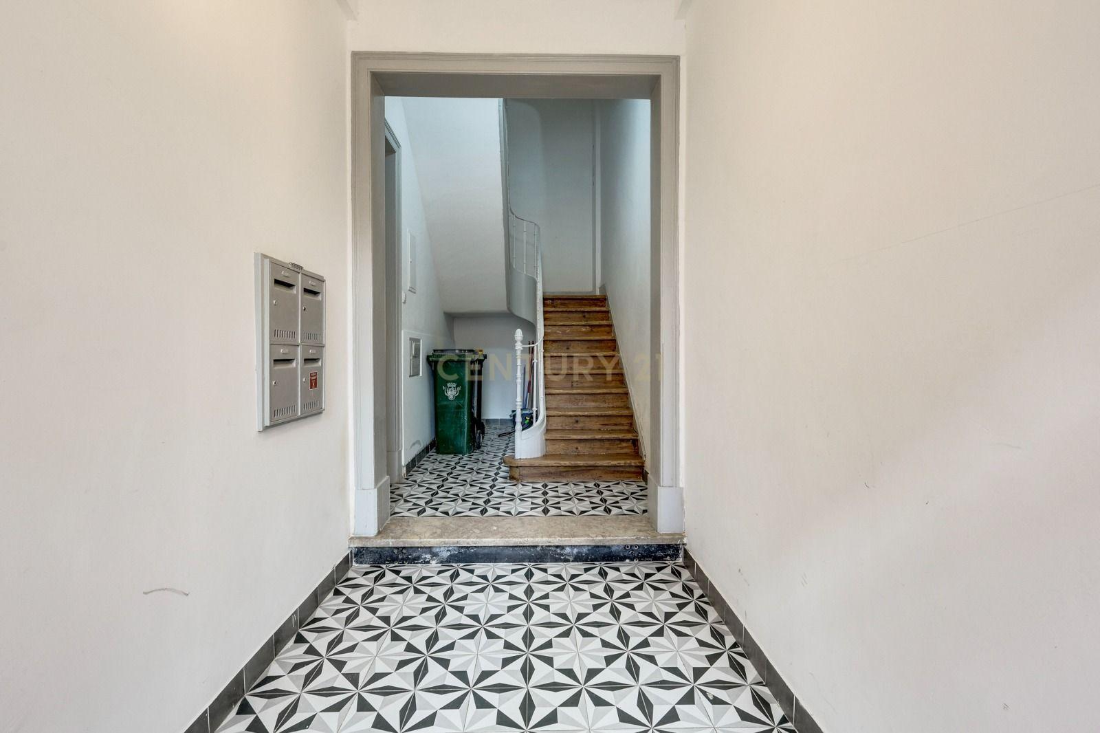 Fotografia 2 de Apartamento Renovado T2 em Campolide, Lisboa