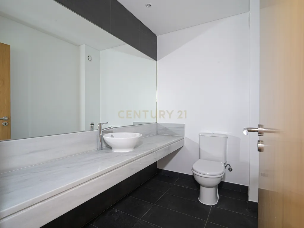 Moradia em Banda T4 no Empreendimento Oeiras Golfe Residence - Image 15